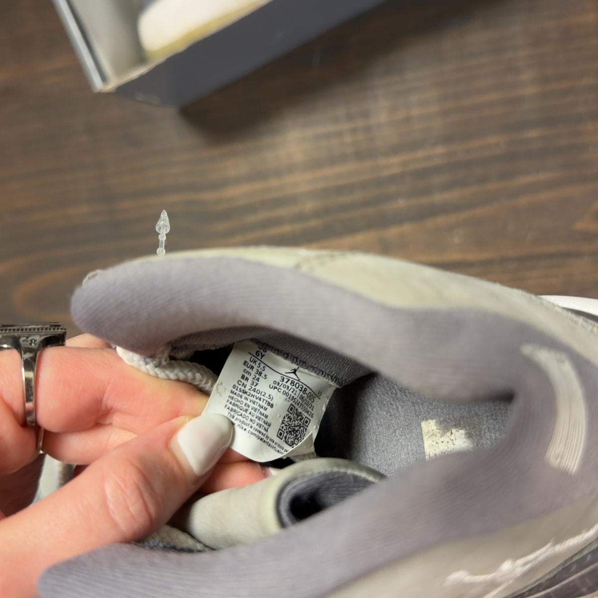 Jordan 11 Retro Cool Grey (2021) (GS) - Image 7
