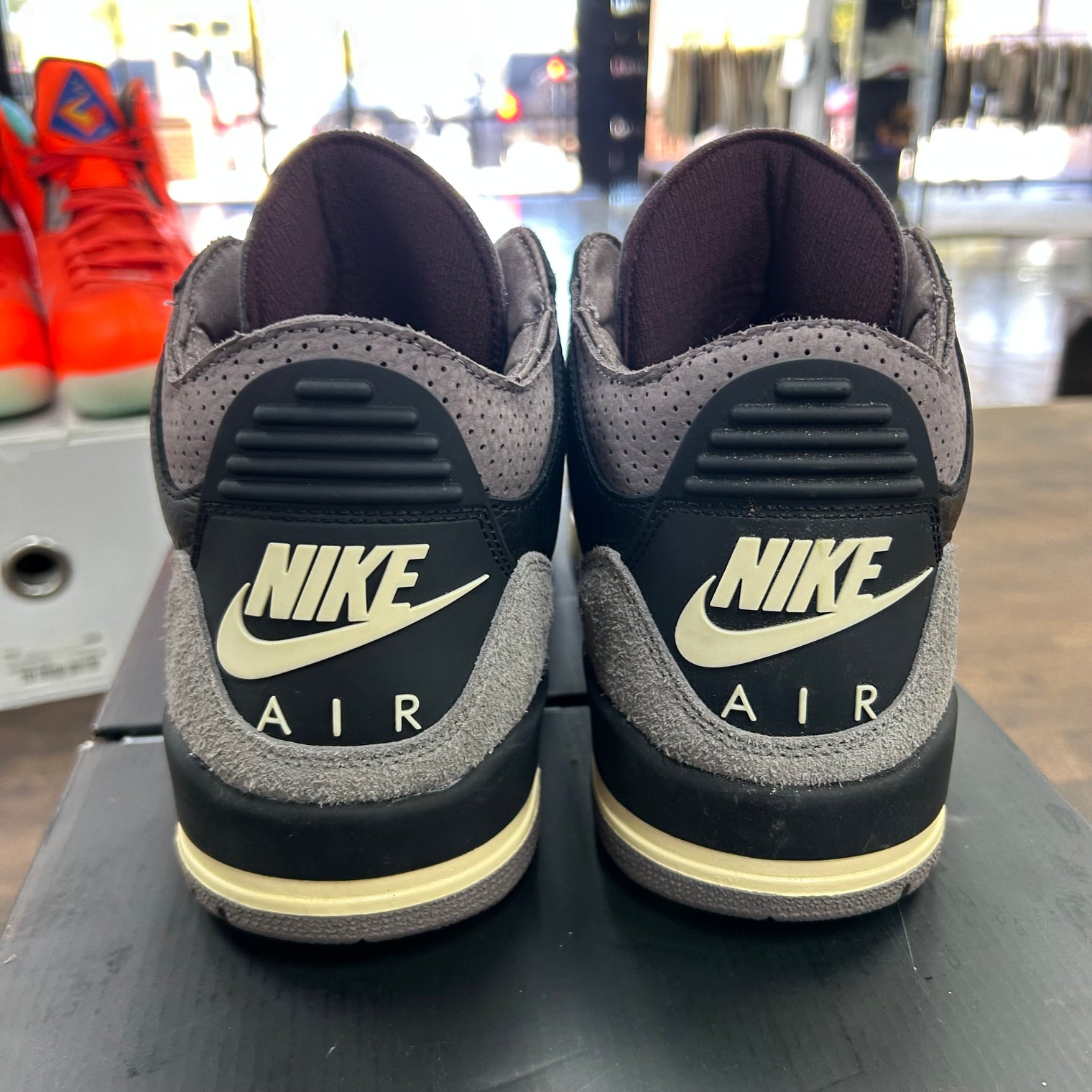 A Ma Maniere While You Were Sleeping Jordan 3 (W) (USED)