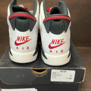 Jordan 6 Retro Carmine (2021) (GS) Size 7Y (Pre-Owned) - Image 5