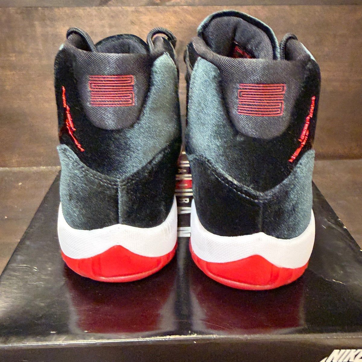 Jordan 11 Retro Bred Velvet (Women's) - Image 4