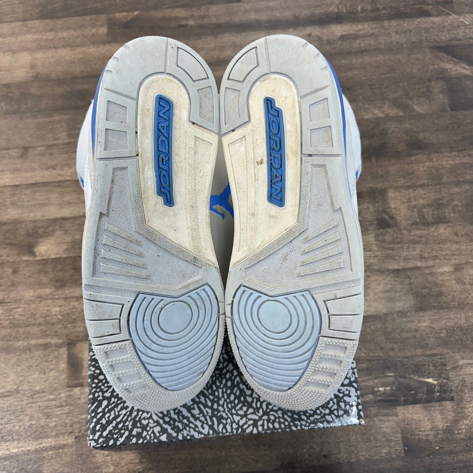 Lucky Shorts Jordan 3 Retro (USED)