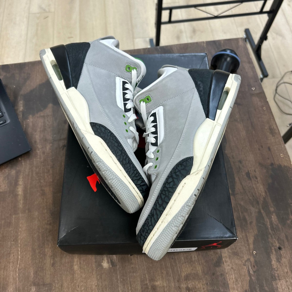 Jordan 3 Retro Chlorophyll - Image 1