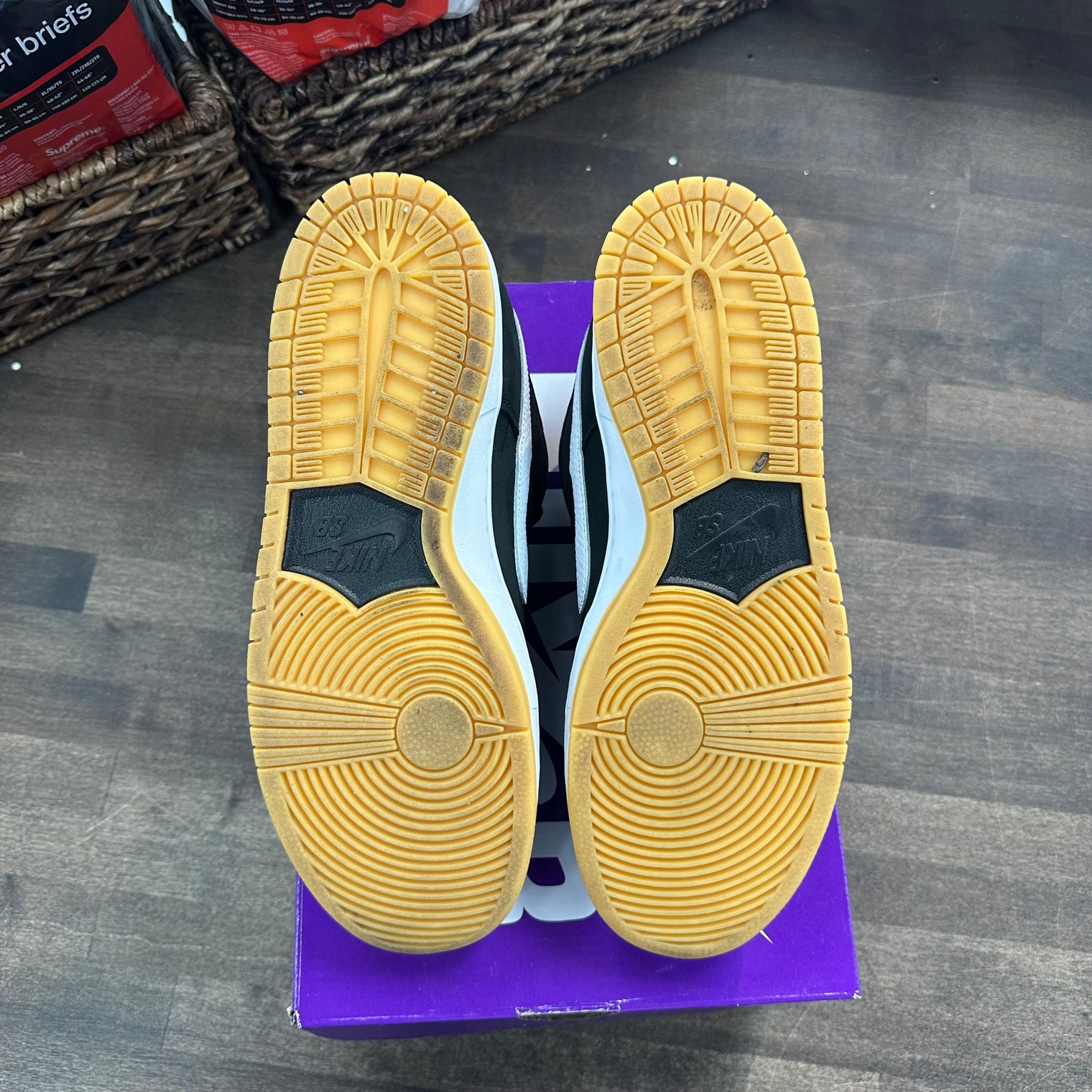 Black Gum SB Dunk Low (USED)