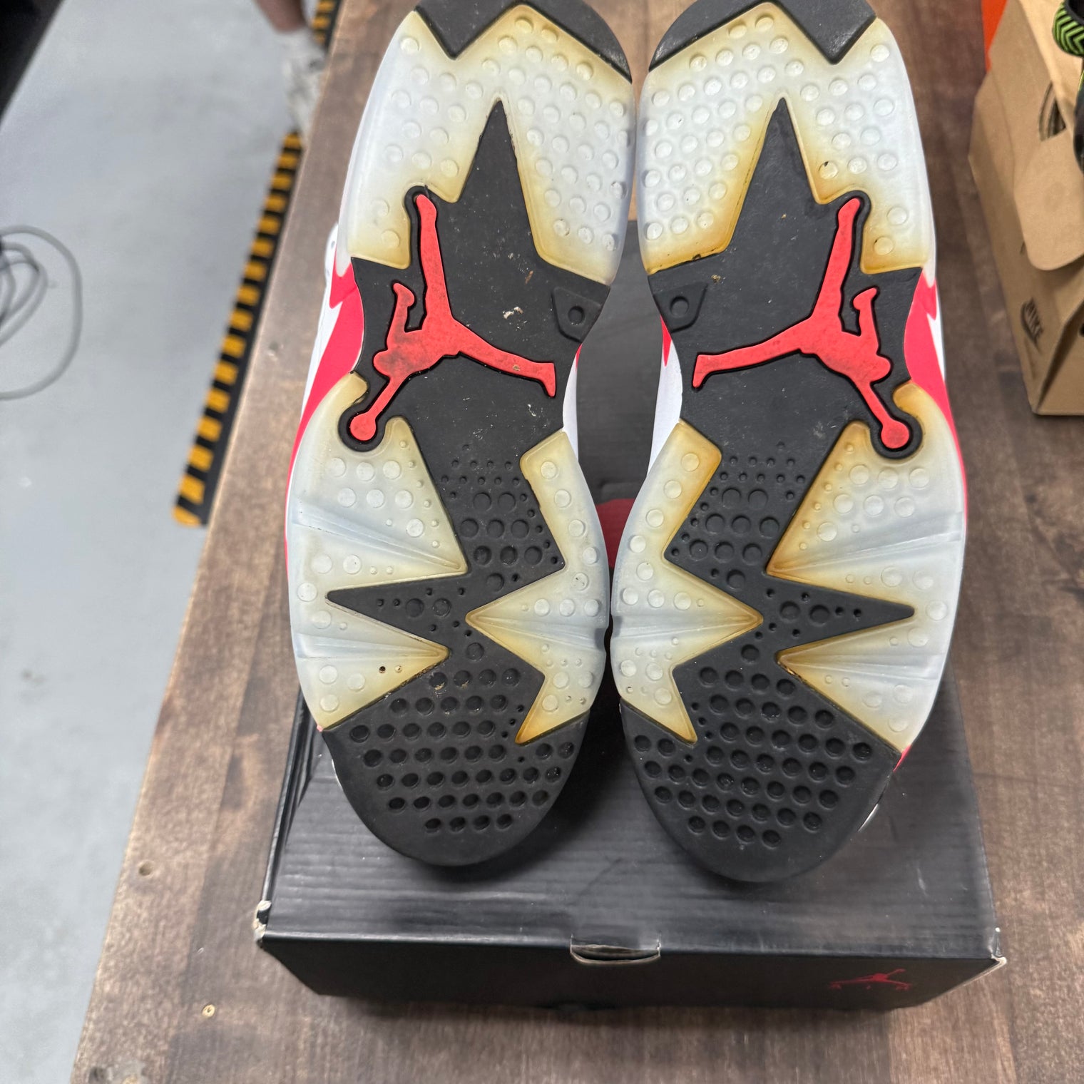 White Infrared Jordan 6 Retro (2014) (USED)