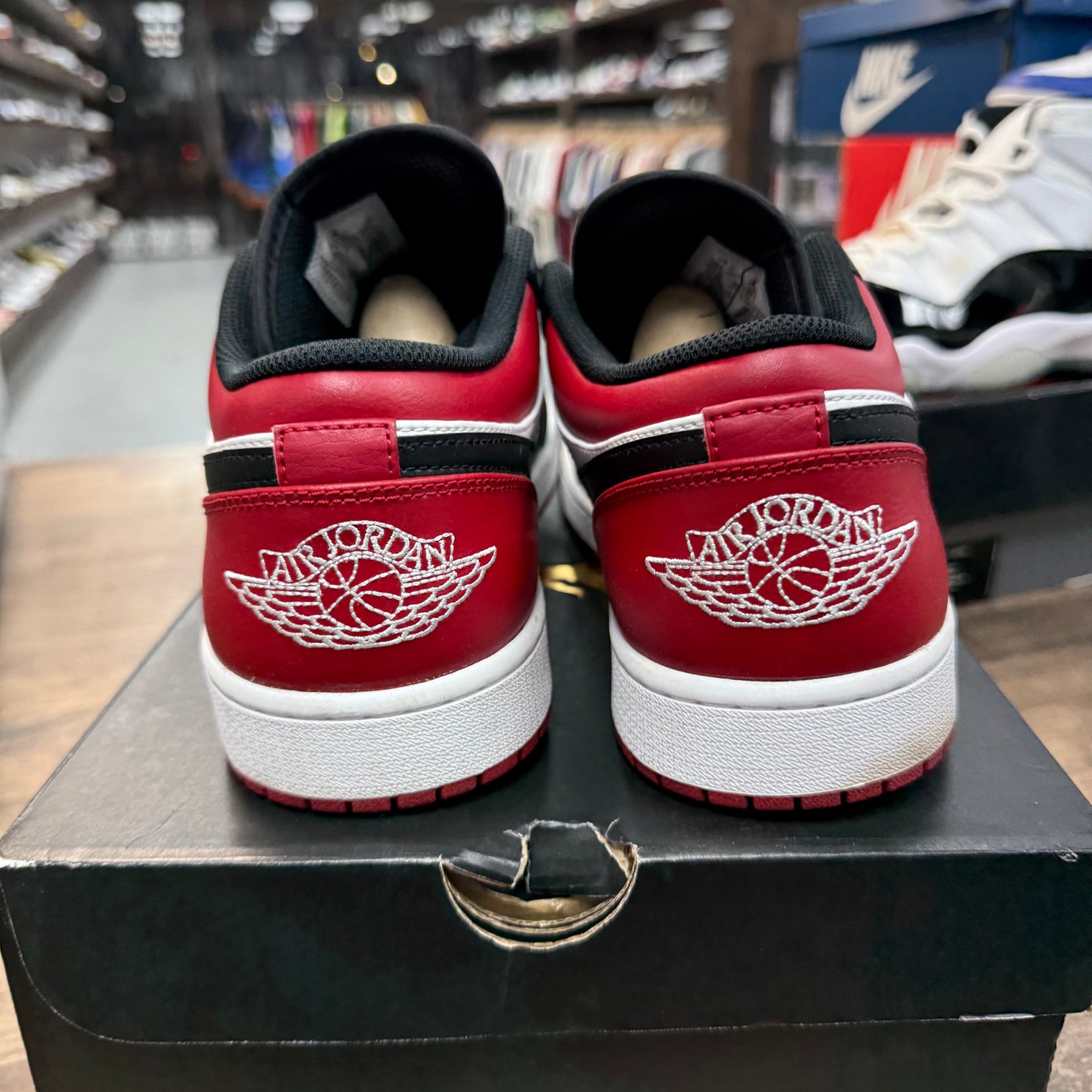 Bred Toe Jordan 1 Low (USED)