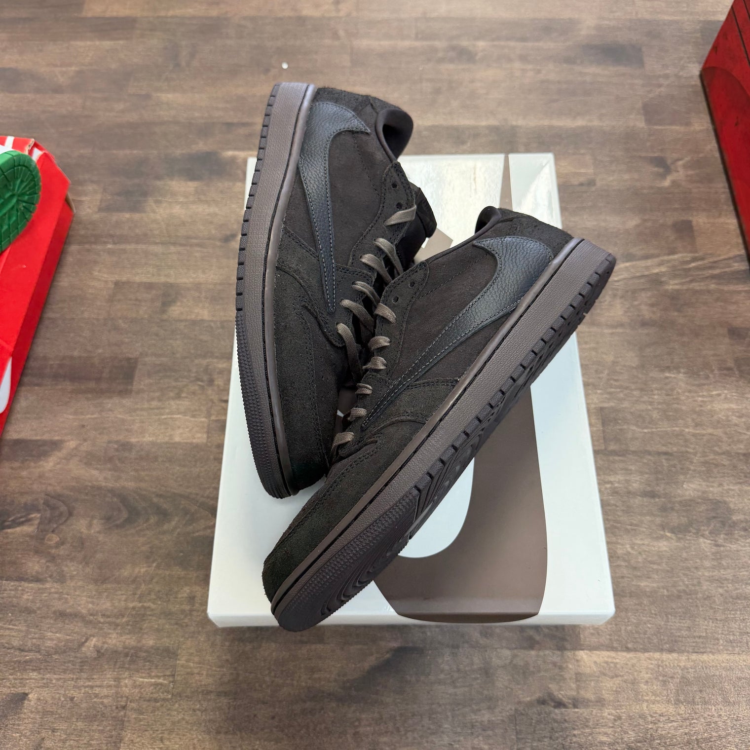 Travis Scott Velvet Brown Jordan 1 Low OG SP (USED)