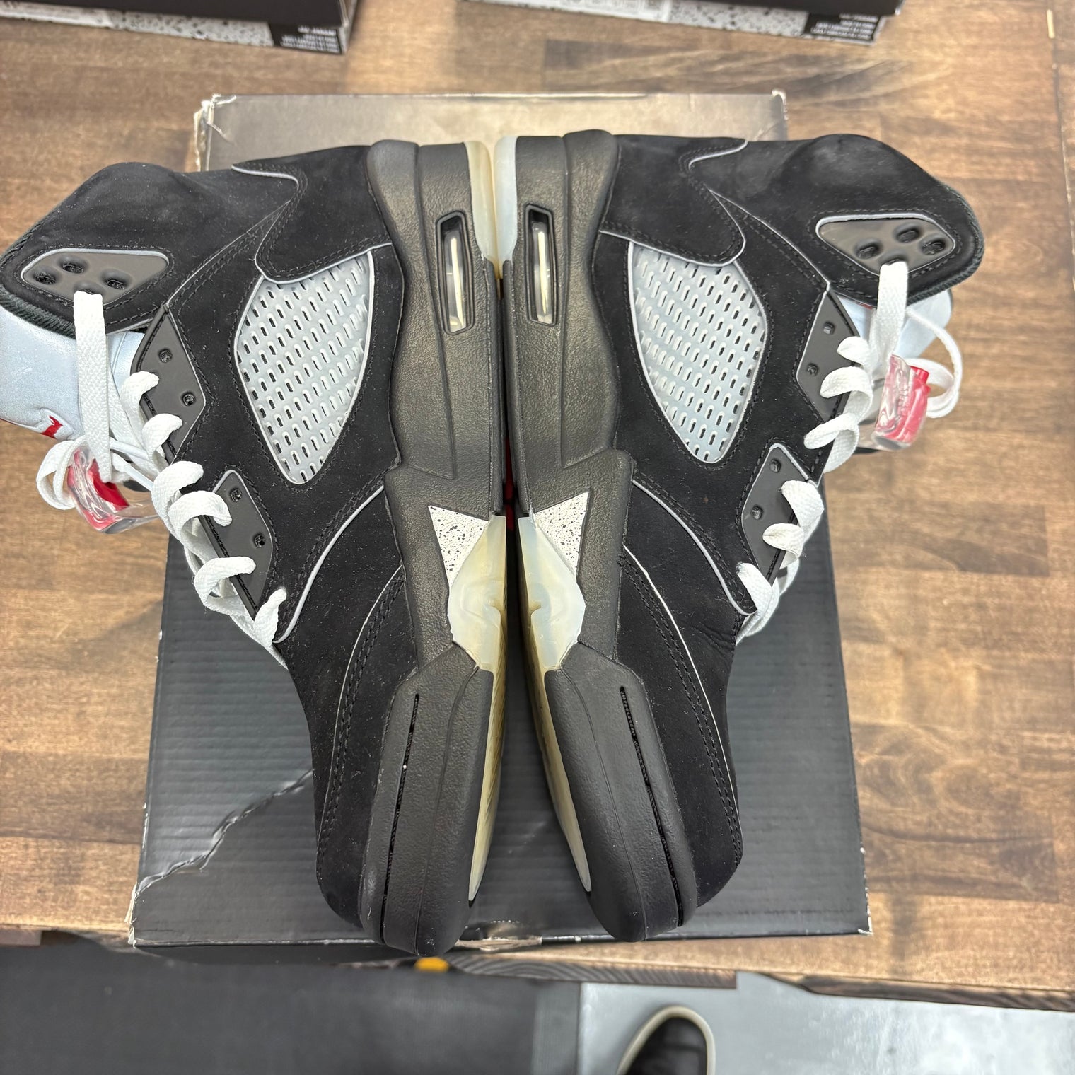 Black Metallic Jordan 5 (2025) (USED)