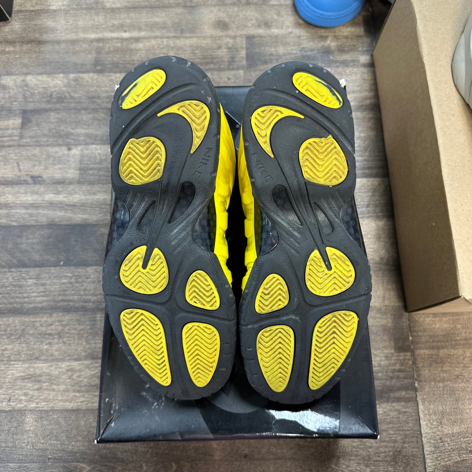 Nike Air Foamposite One Wu-Tang (US 6Y) (USED)