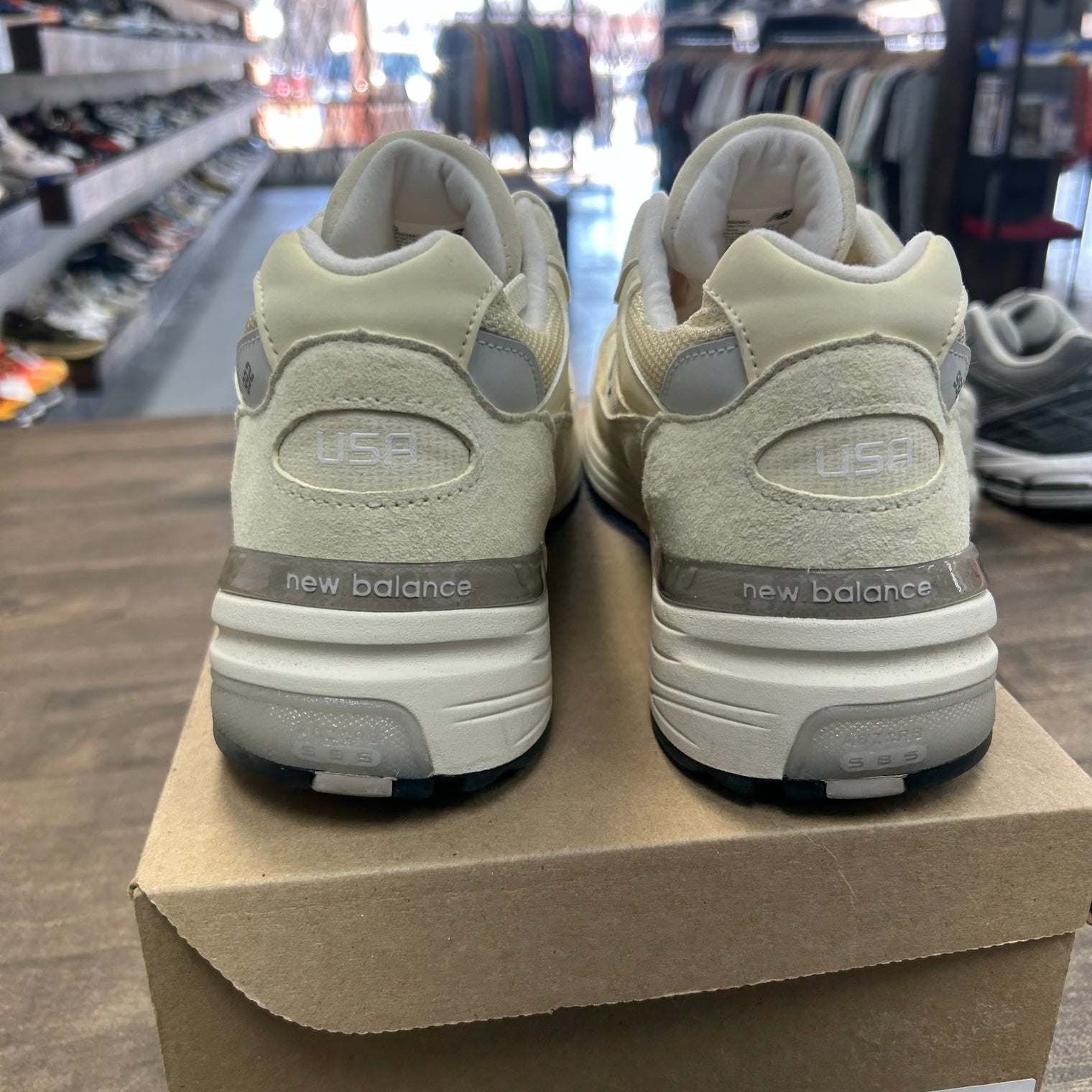 MiUSA Calcium New Balance 992 (USED, No Box)