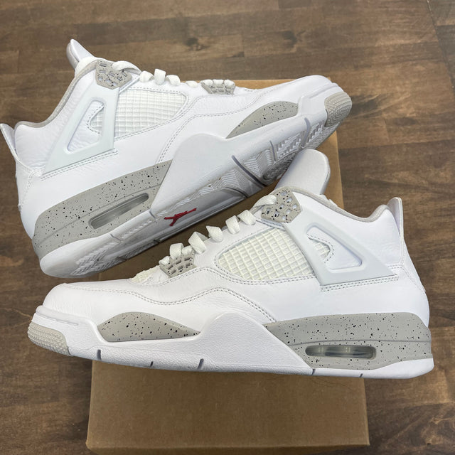 White Oreo Jordan 4 (USED, No Box)