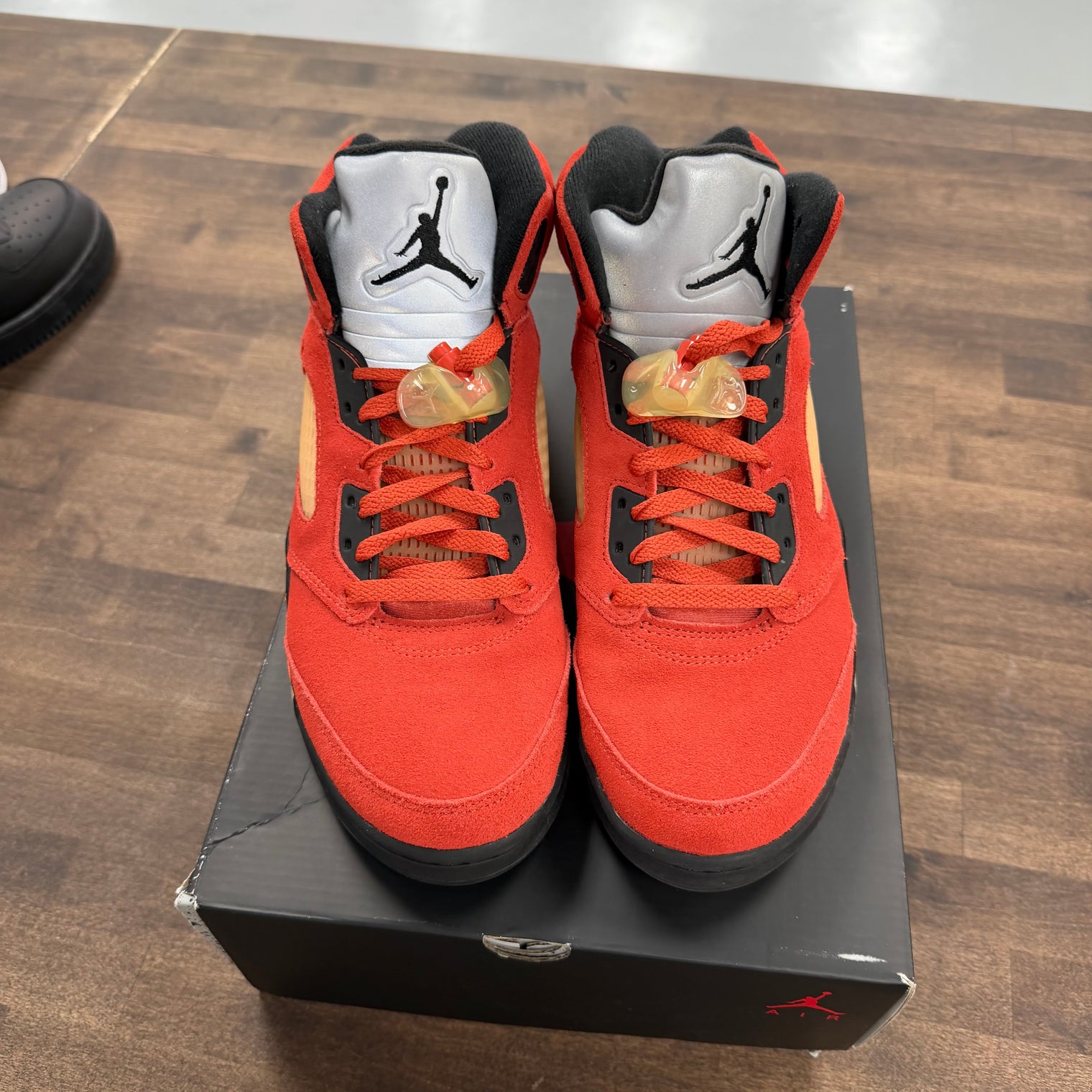 Dunk on Mars Jordan 5 Retro (W) (USED)