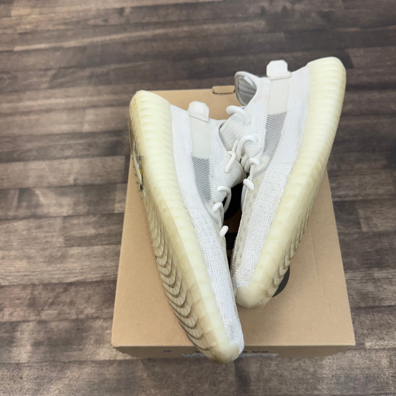 Bone Yeezy 350 (USED)
