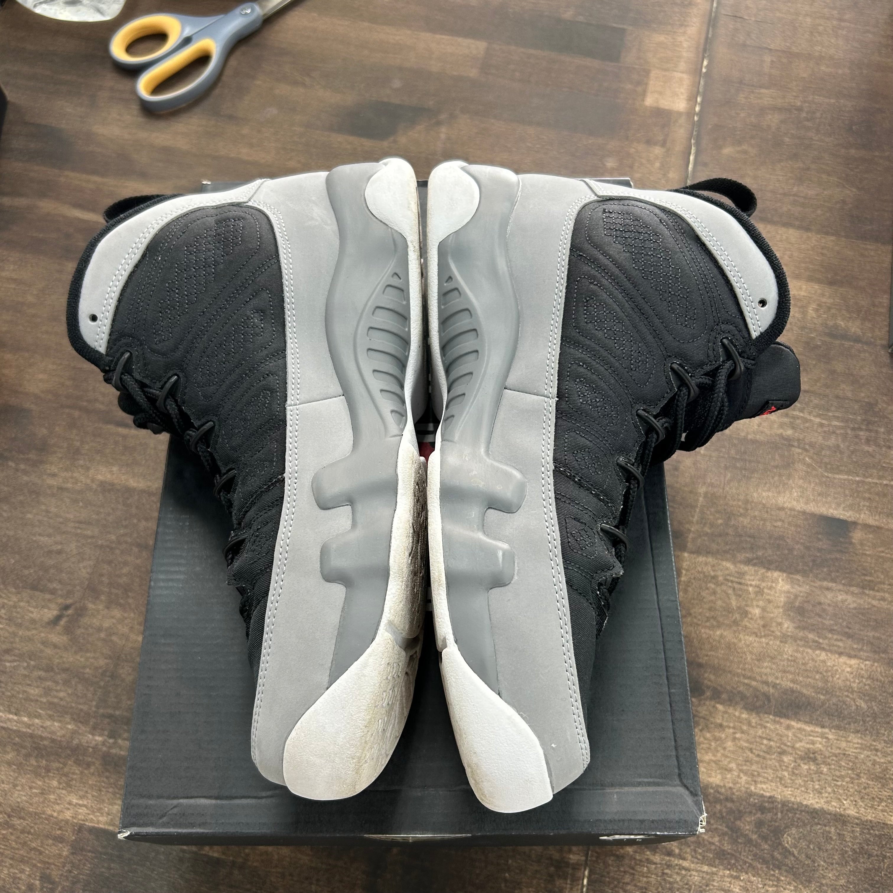 Jordan Particle Grey Jordan 9 Retro (USED) Size 7Y (Pre-Owned) - Image 3