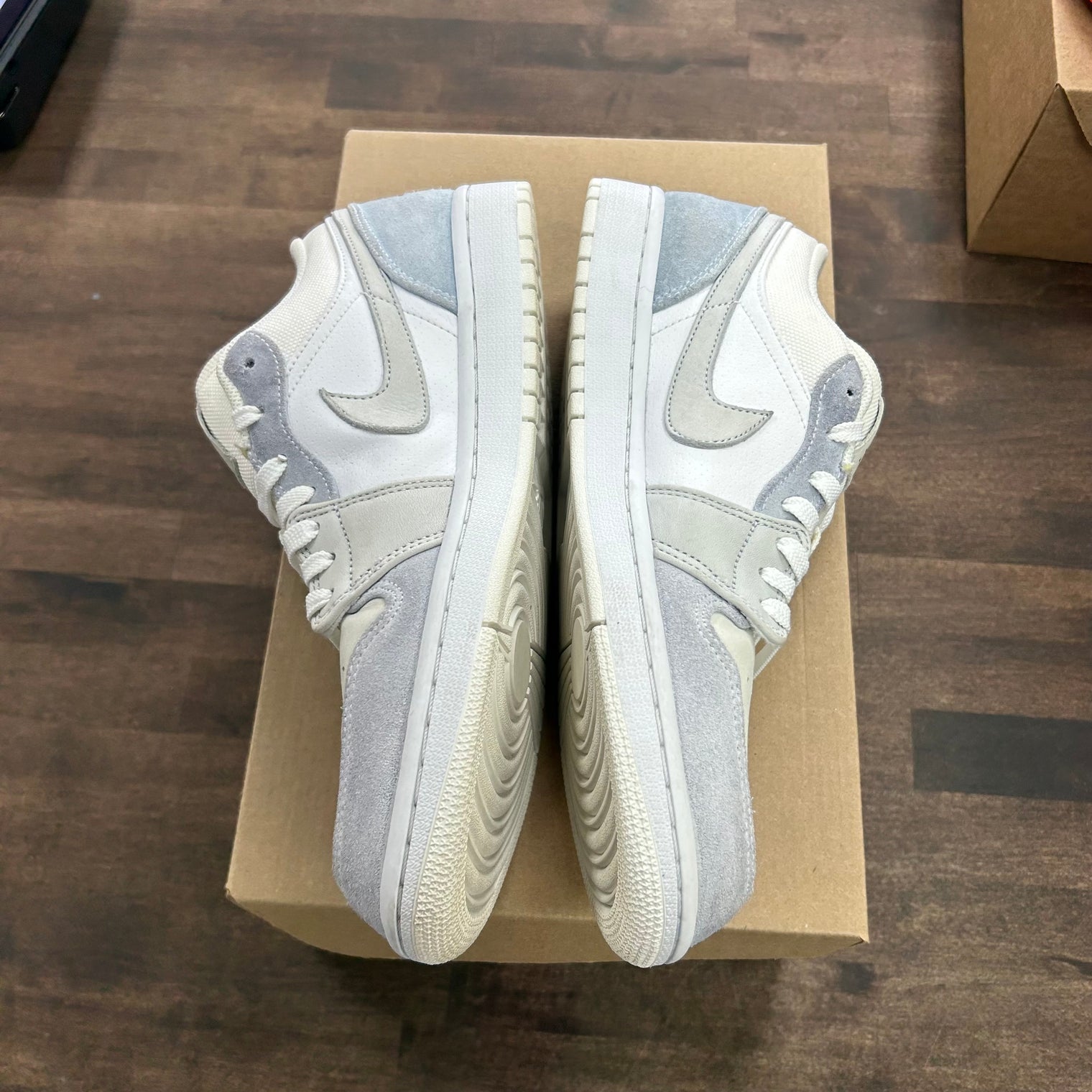 Paris Jordan 1 Low (USED, No Box)