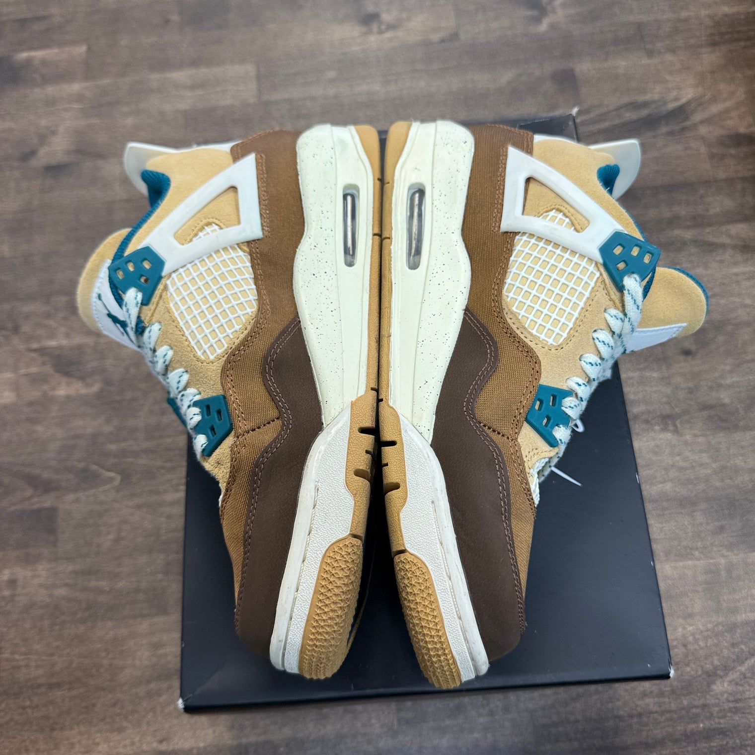 Cacao Wow Jordan 4 Retro (GS) (USED)