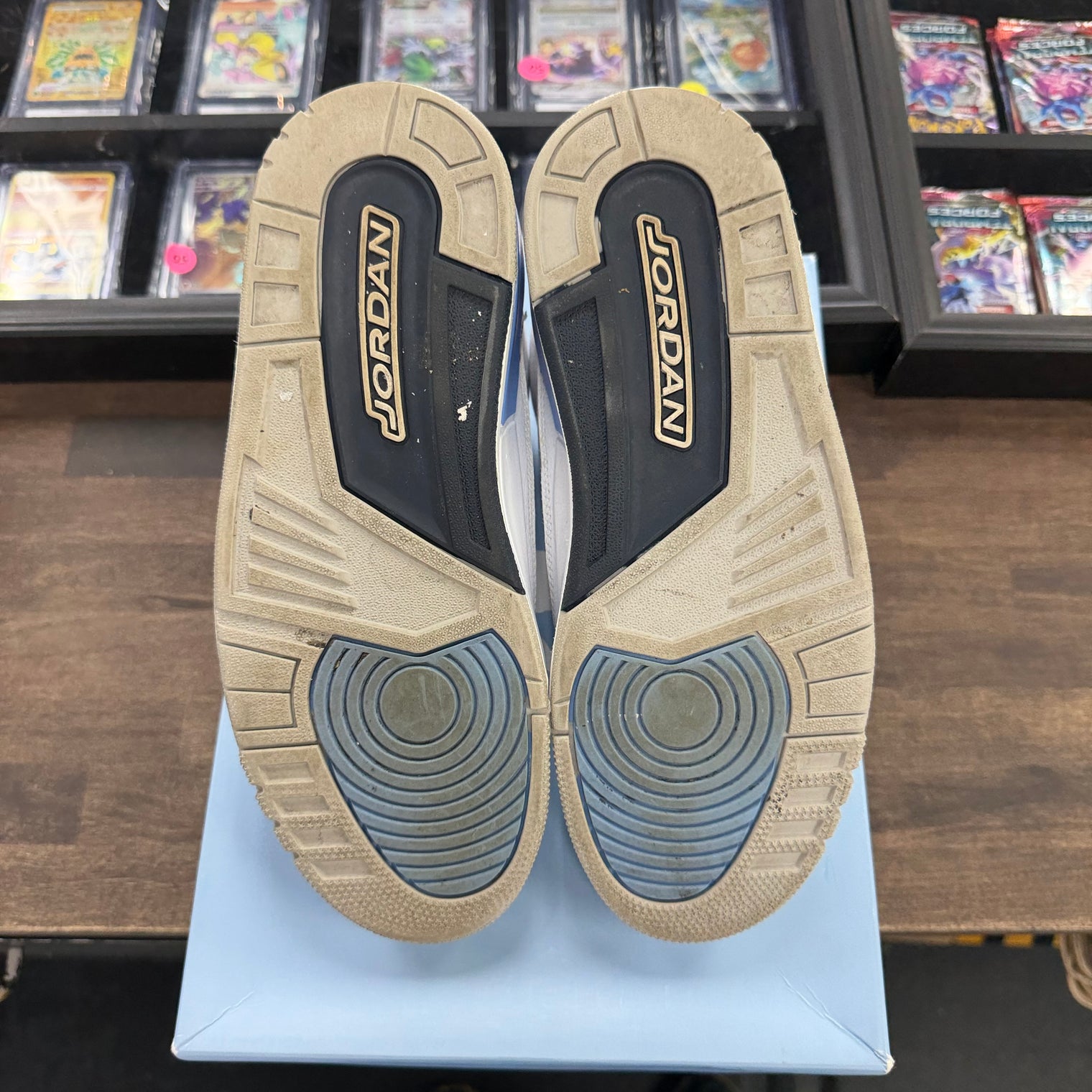 UNC Jordan 3 Retro (USED)