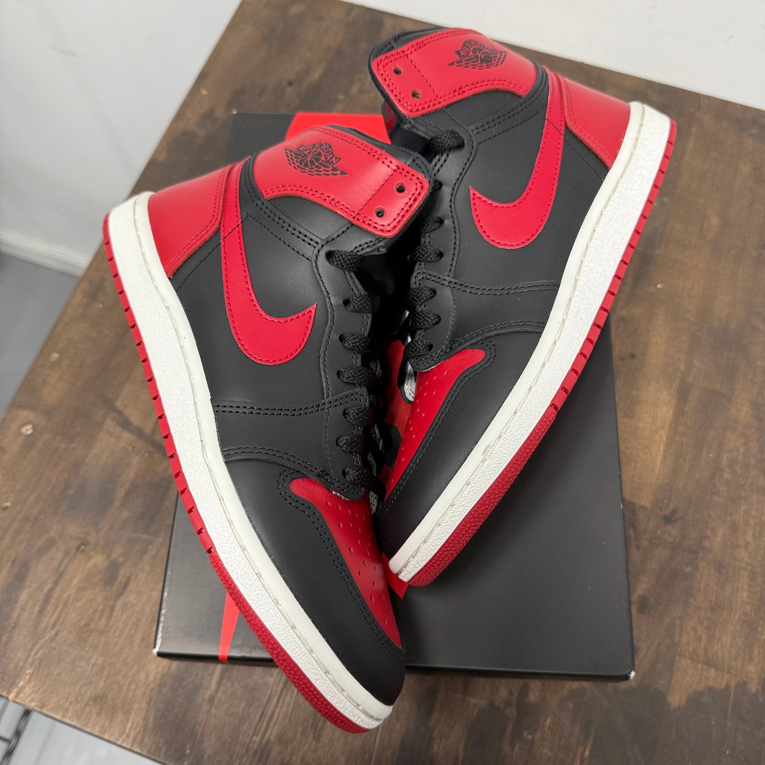 Bred Jordan 1 High '85 OG (Used)