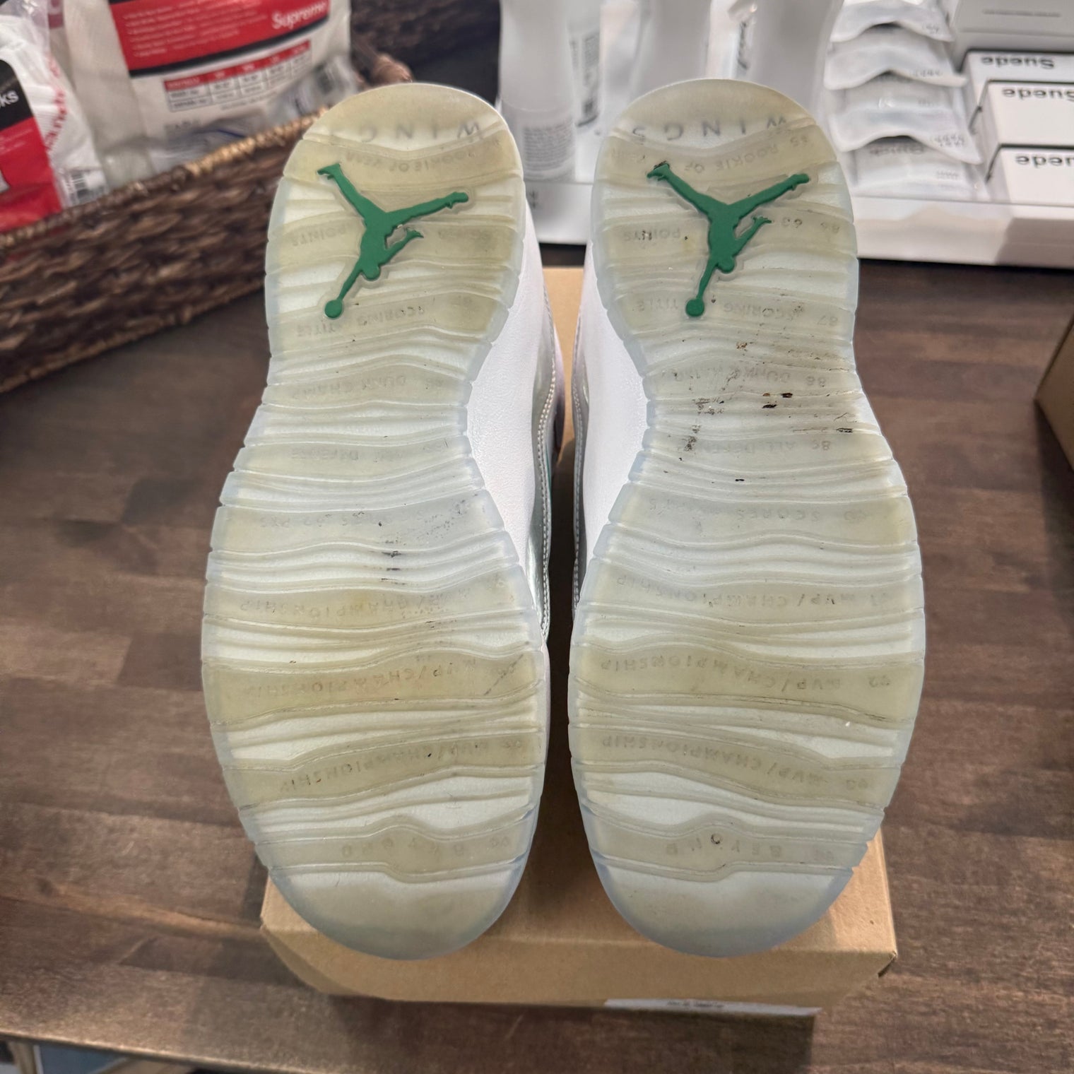 Wings Jordan 10 Retro (USED, No Box)