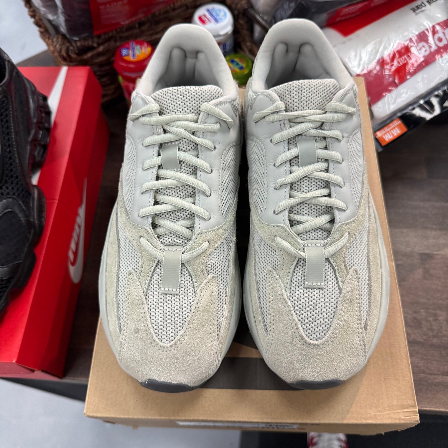Salt Yeezy 700 (USED)