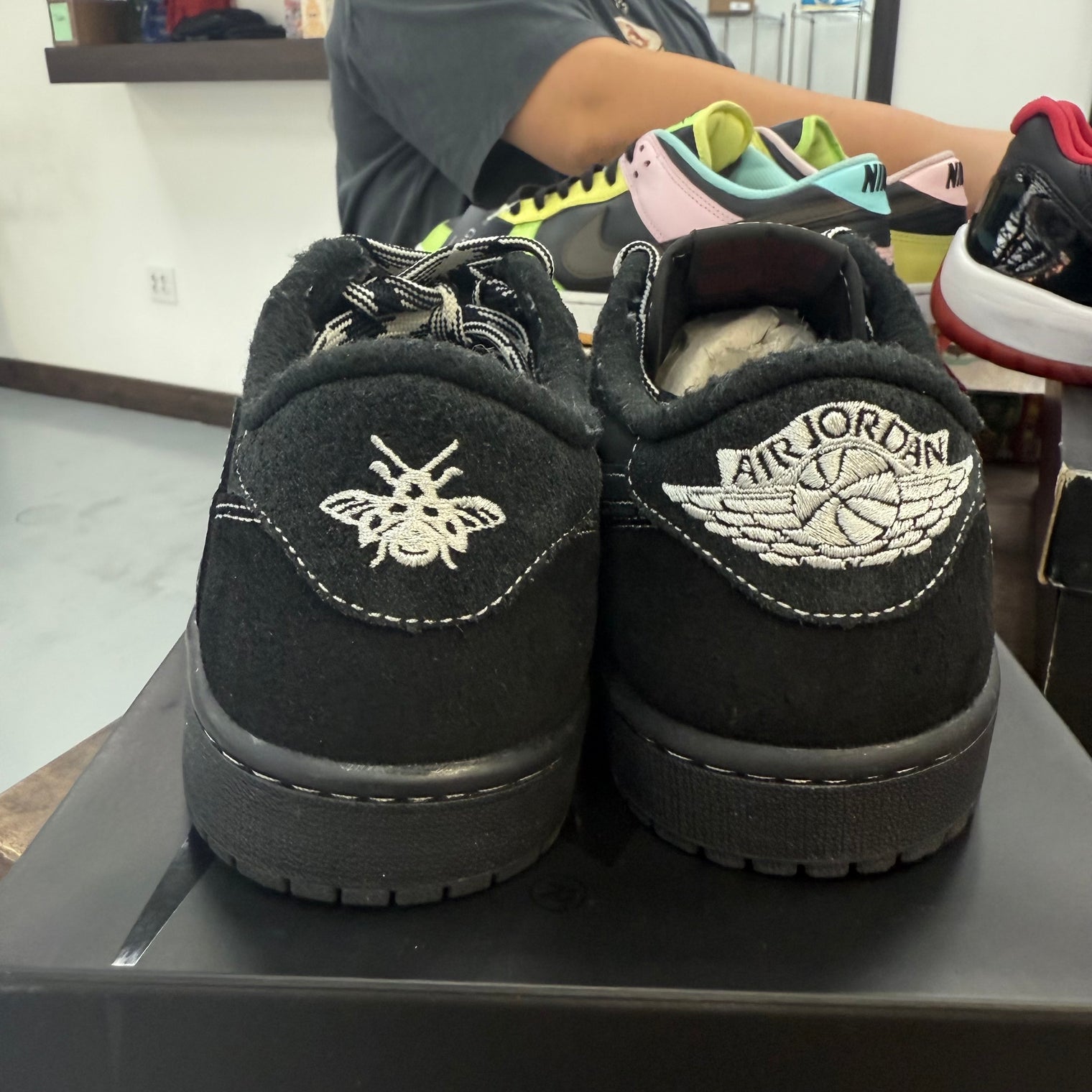 Phantom Travis Scott Jordan 1 Low OG SP (Used)