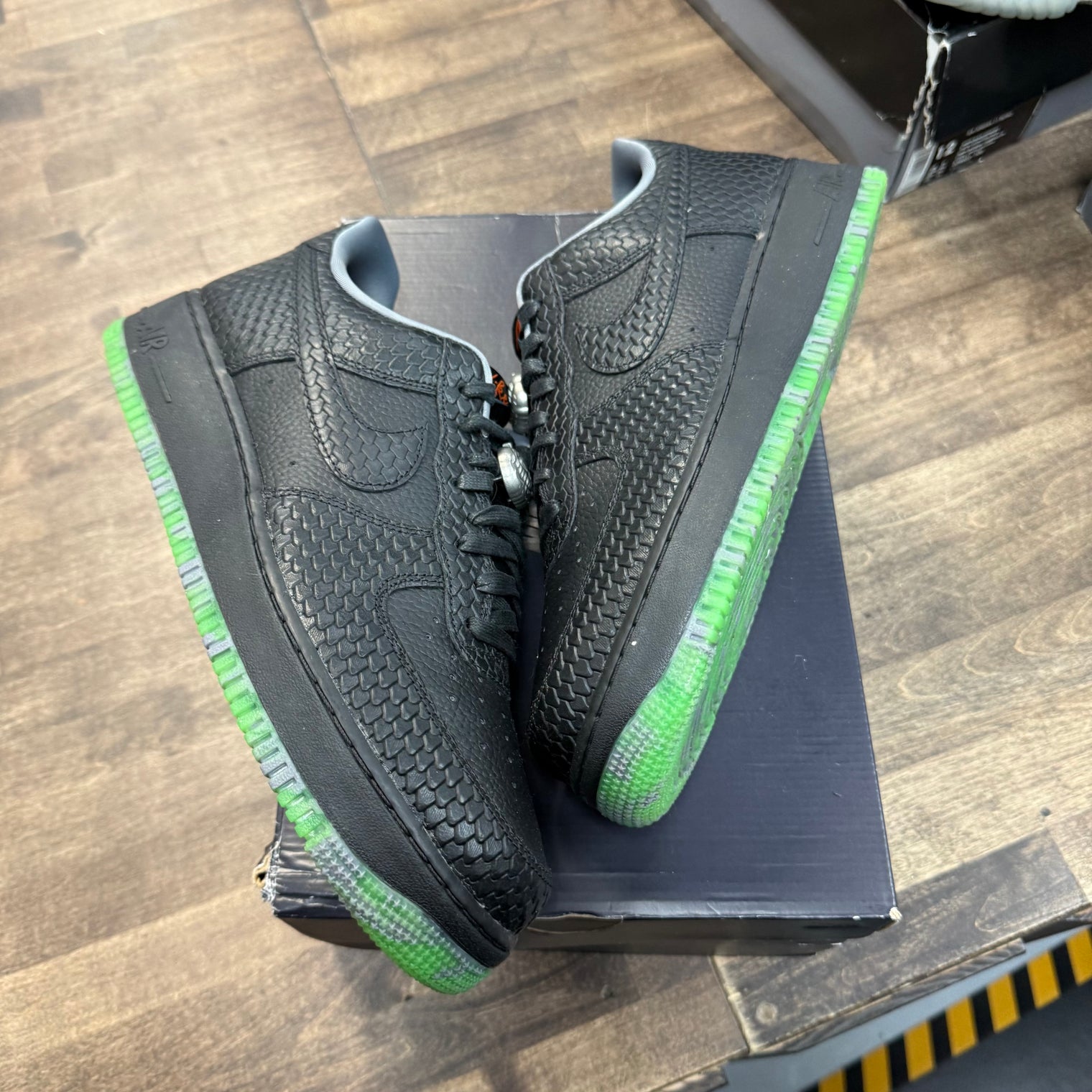 Halloween Nike Air Force 1 Low PRM (2023) (Lightly Worn)