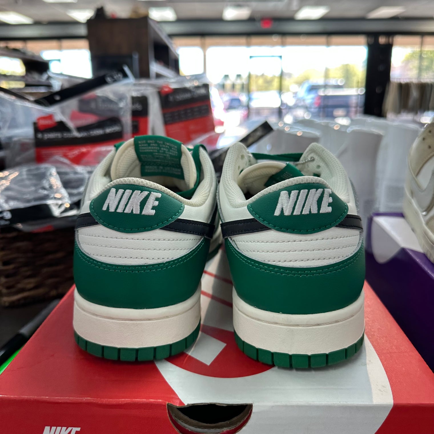 Lottery Pack Malachite Green Dunk Low (Lightly Worn)