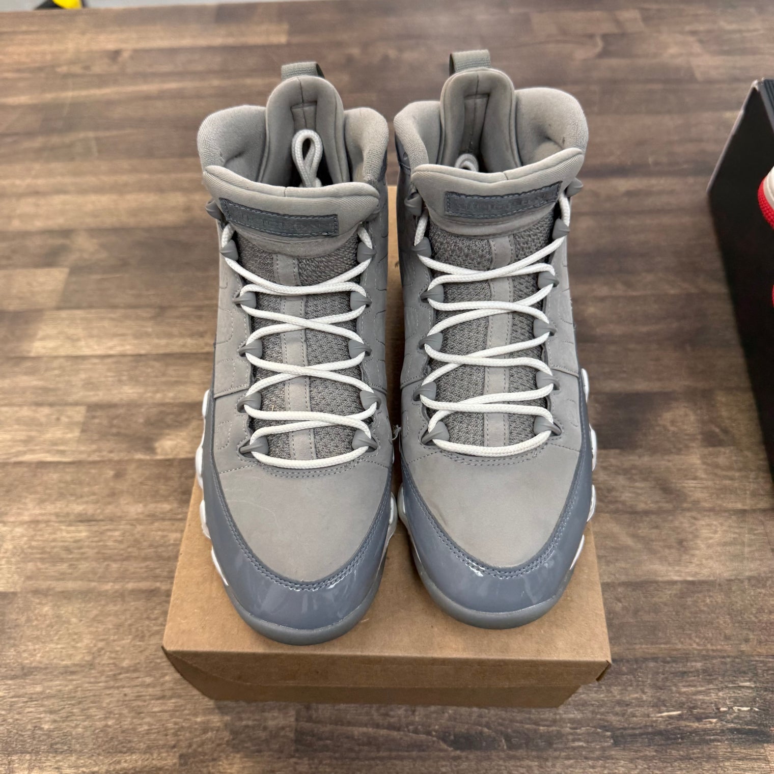 Cool Grey Jordan 9 Retro (Used)