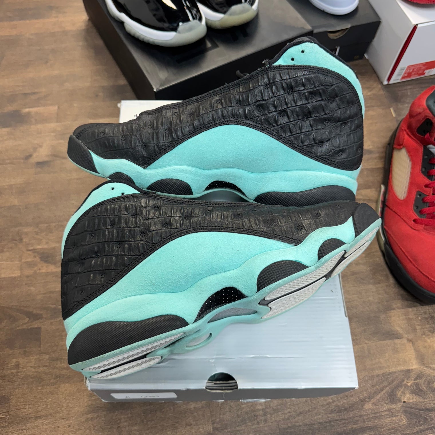 Black Island Green Jordan 13 Retro (USED)