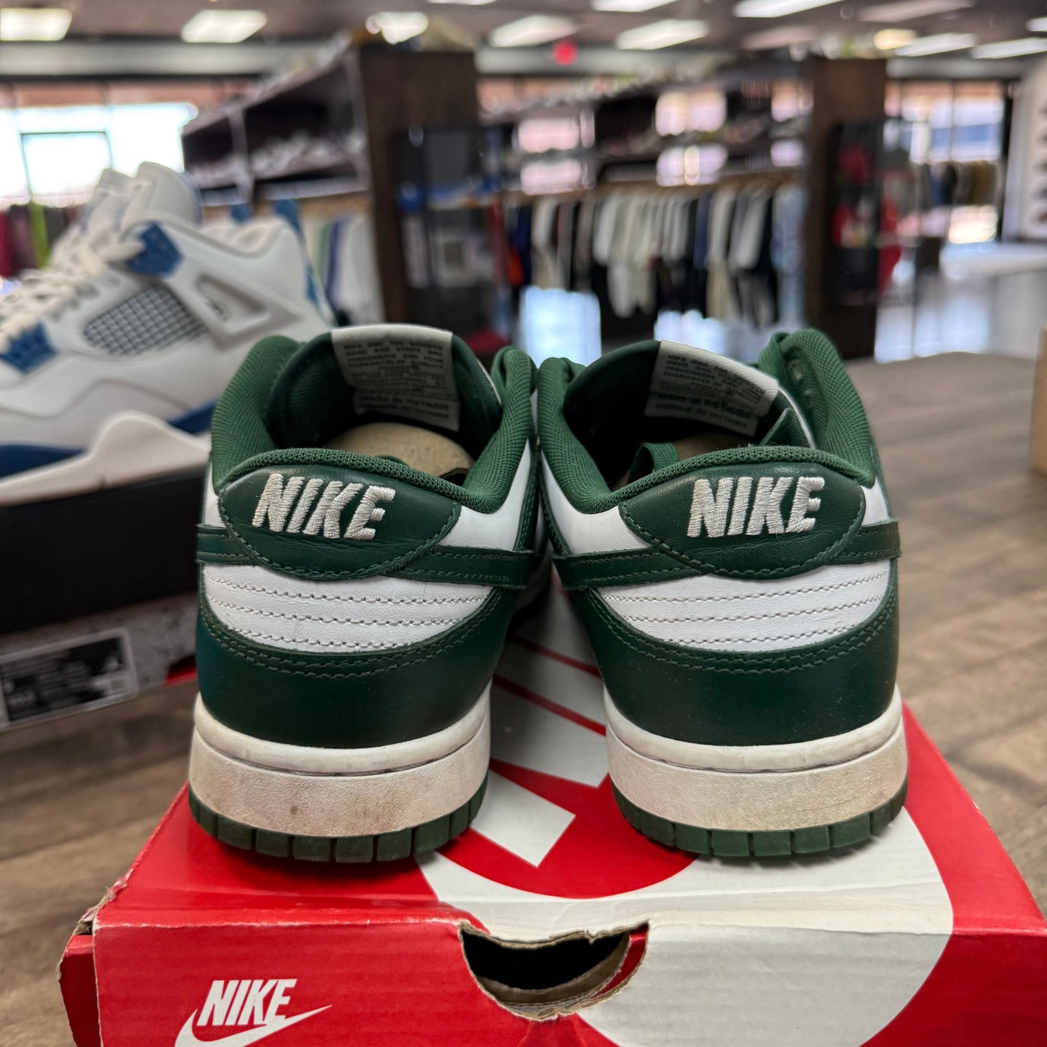 Nike Dunk Low Michigan State (US 8.5) (USED)