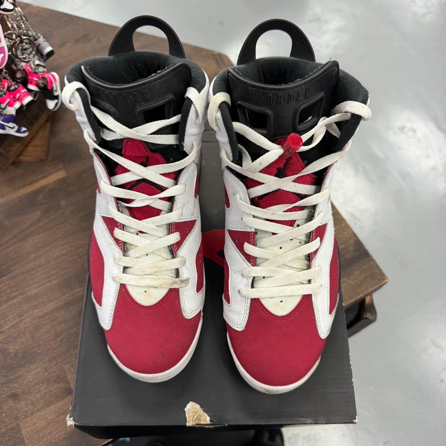 Carmine Jordan 6 Retro (USED)