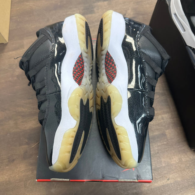 72-10 Jordan 11 Low (USED, No Box)
