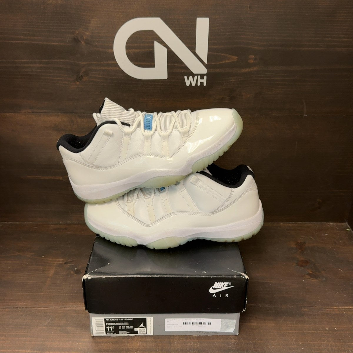 Jordan 11 Retro Low Legend Blue - Image 1