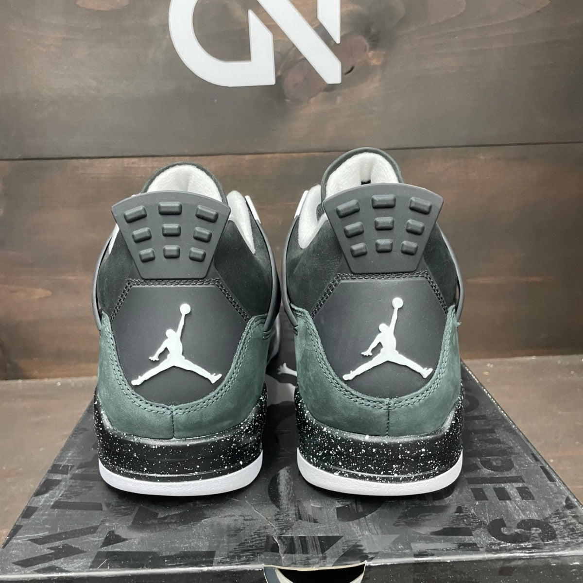 Jordan 4 Retro Fear (2024) - Image 3