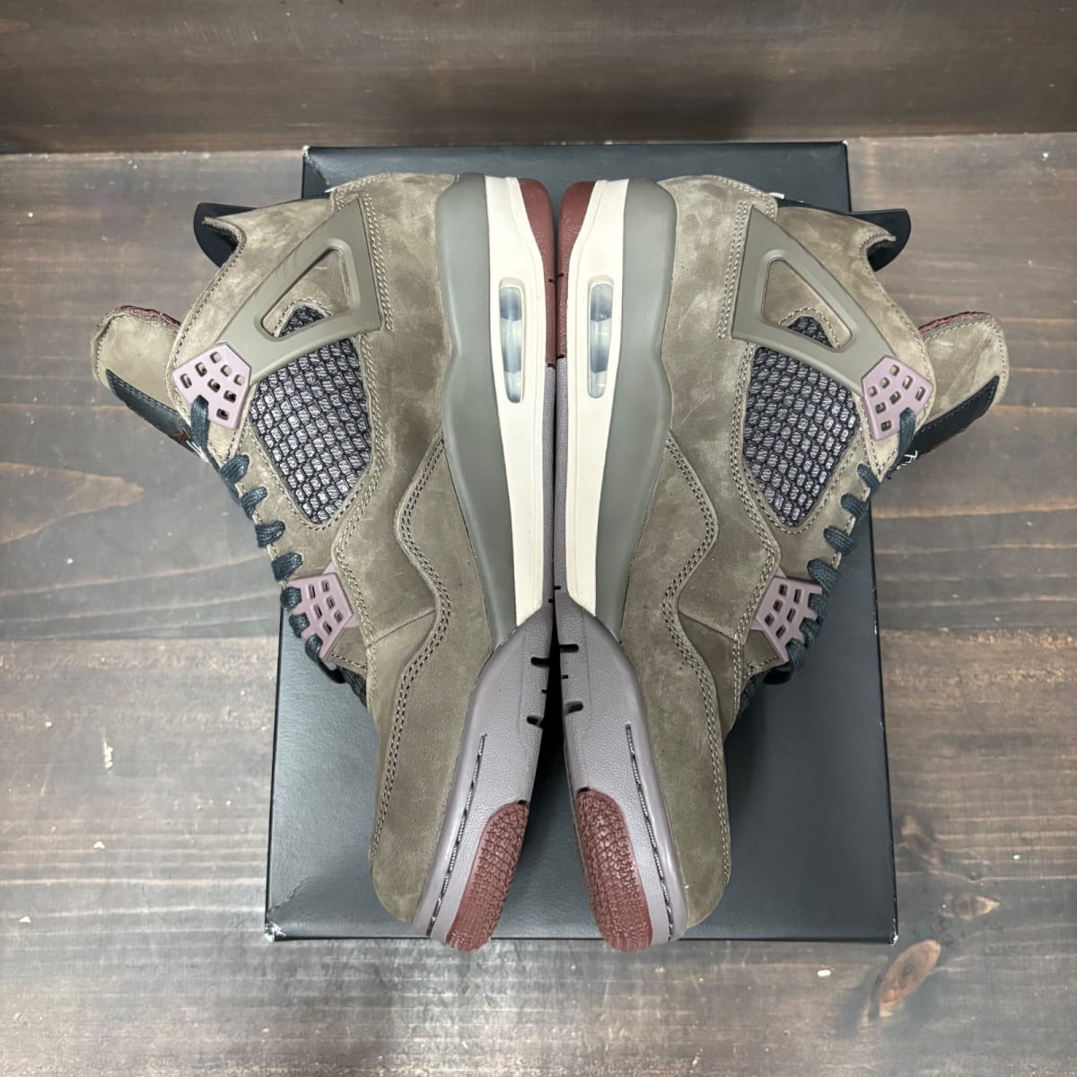 Jordan 4 Retro SP A Ma Maniére Dark Mocha Size 9 (Pre-Owned) - tag