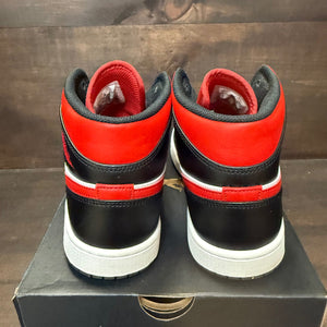Jordan 1 Mid White Black Red (2022) - Image 5