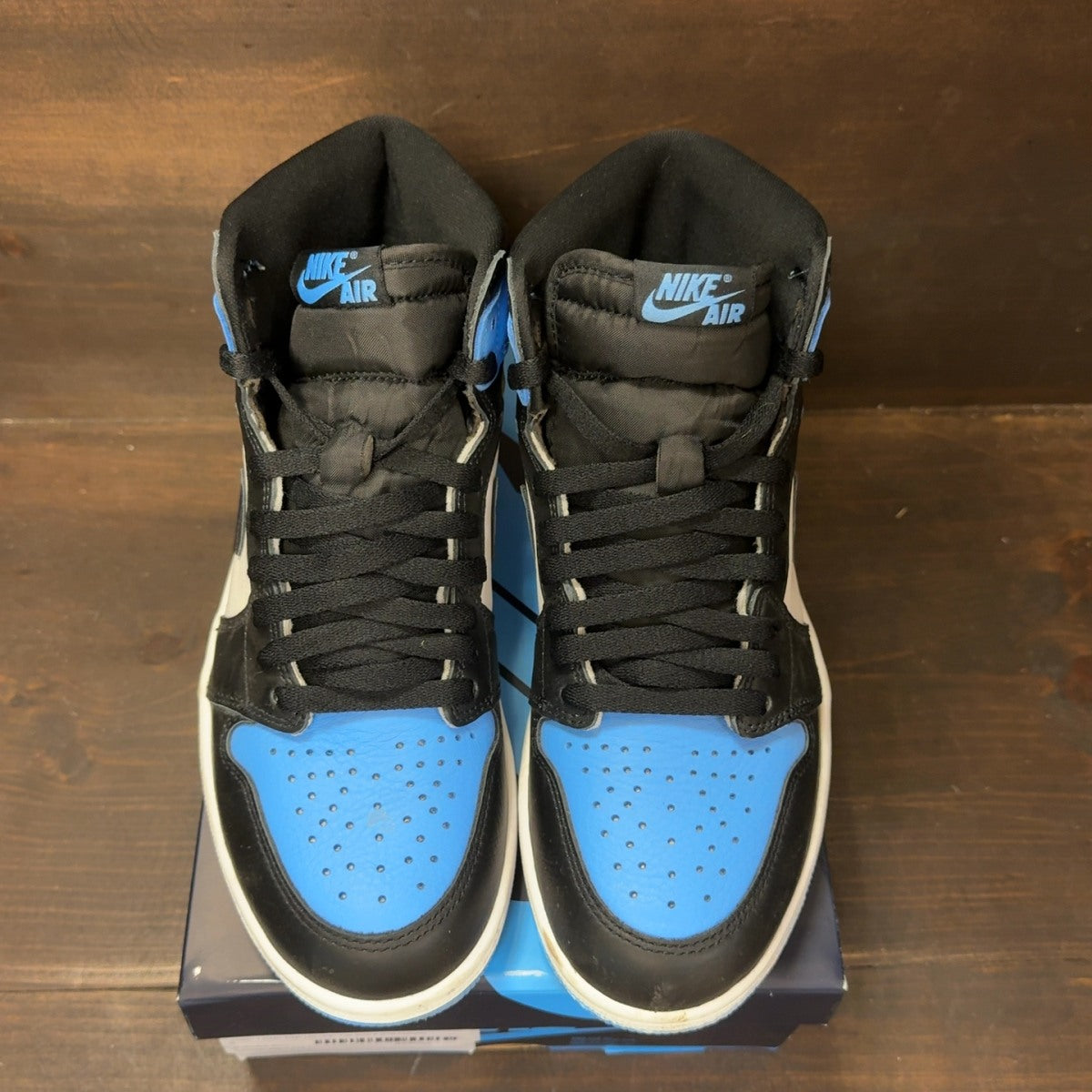 Jordan 1 Retro High OG UNC Toe Size 8 (Pre-Owned) - tag