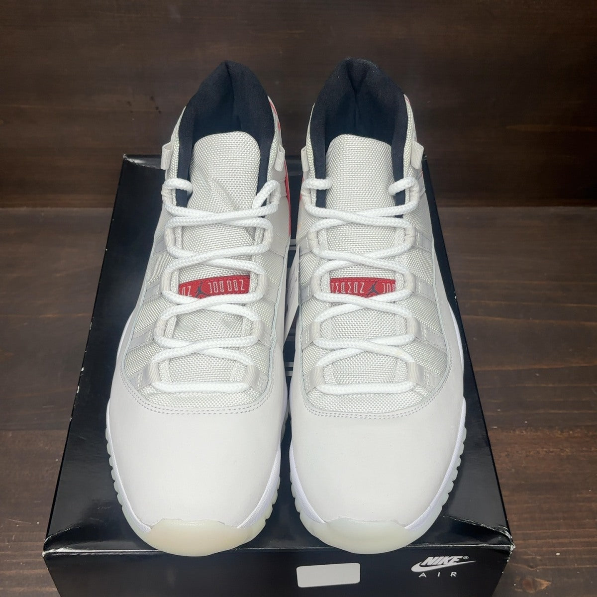 Jordan 11 Retro Platinum Tint Size 12 (Pre-Owned) - Image 3