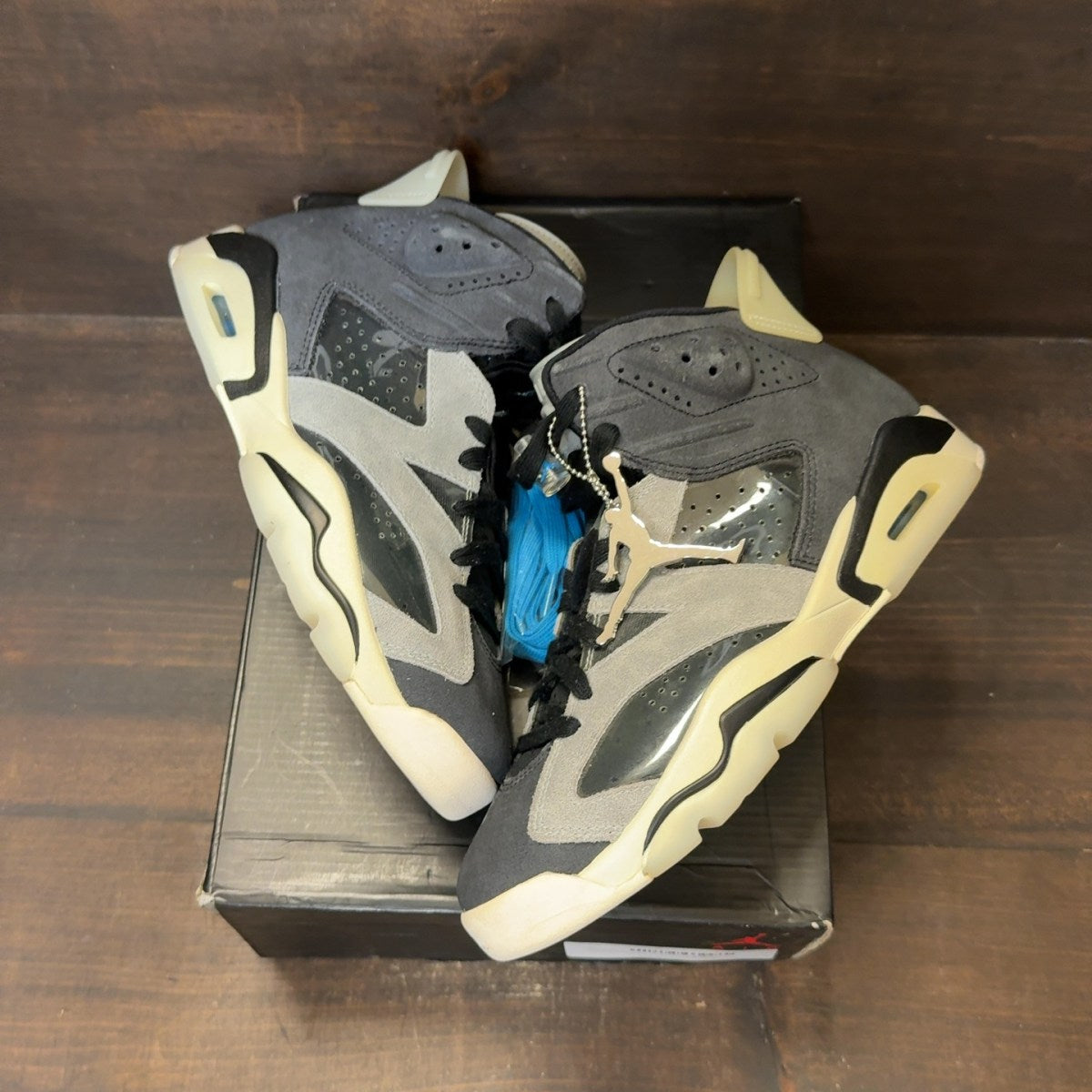 Jordan 6 Retro Tech Chrome (Women's) - Image 2
