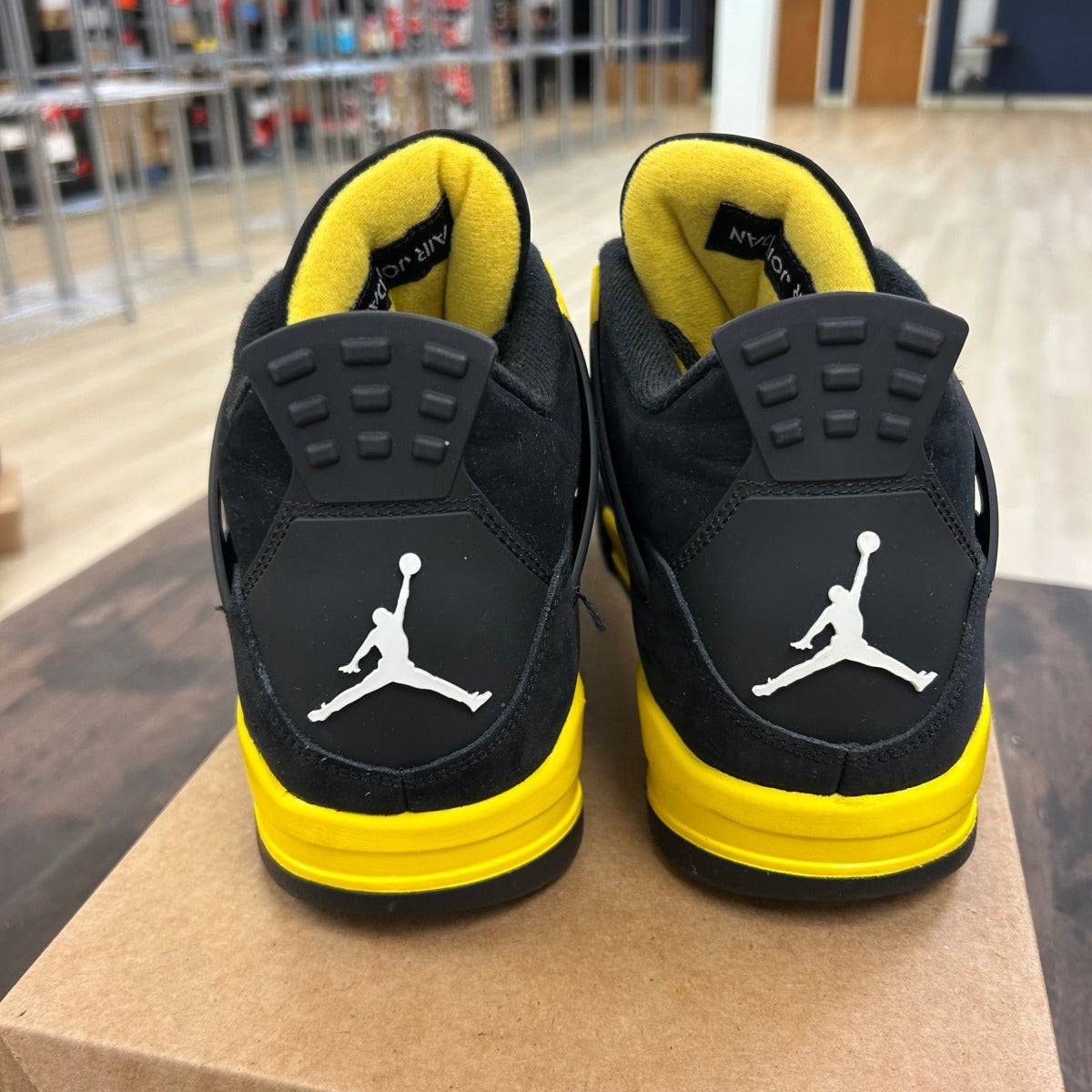 Jordan 4 Retro Thunder (2023) Size 11.5 (Pre-Owned) - Image 4