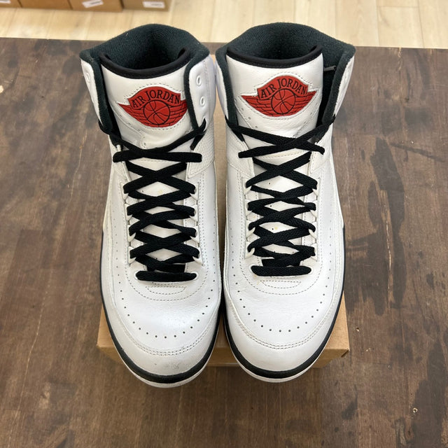 Jordan 2 Retro OG Chicago (2022) Size 11 (Pre-Owned) - Image 2