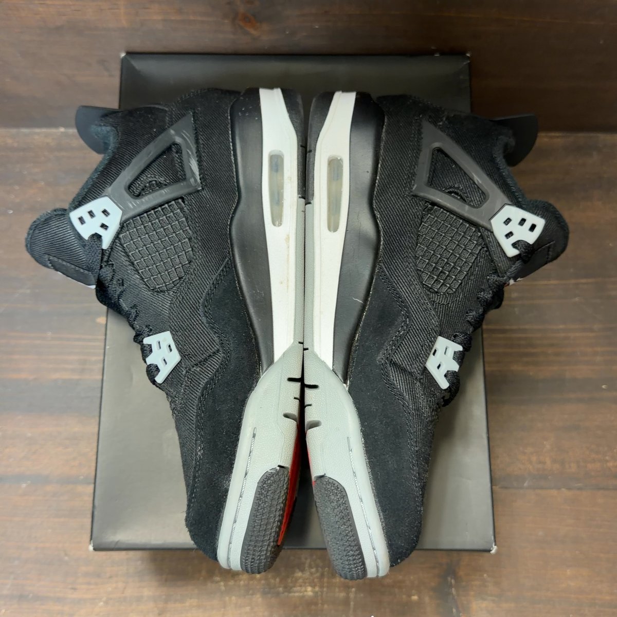 Jordan 4 Retro Black Canvas (GS) Size 7Y (Pre-Owned) - aux