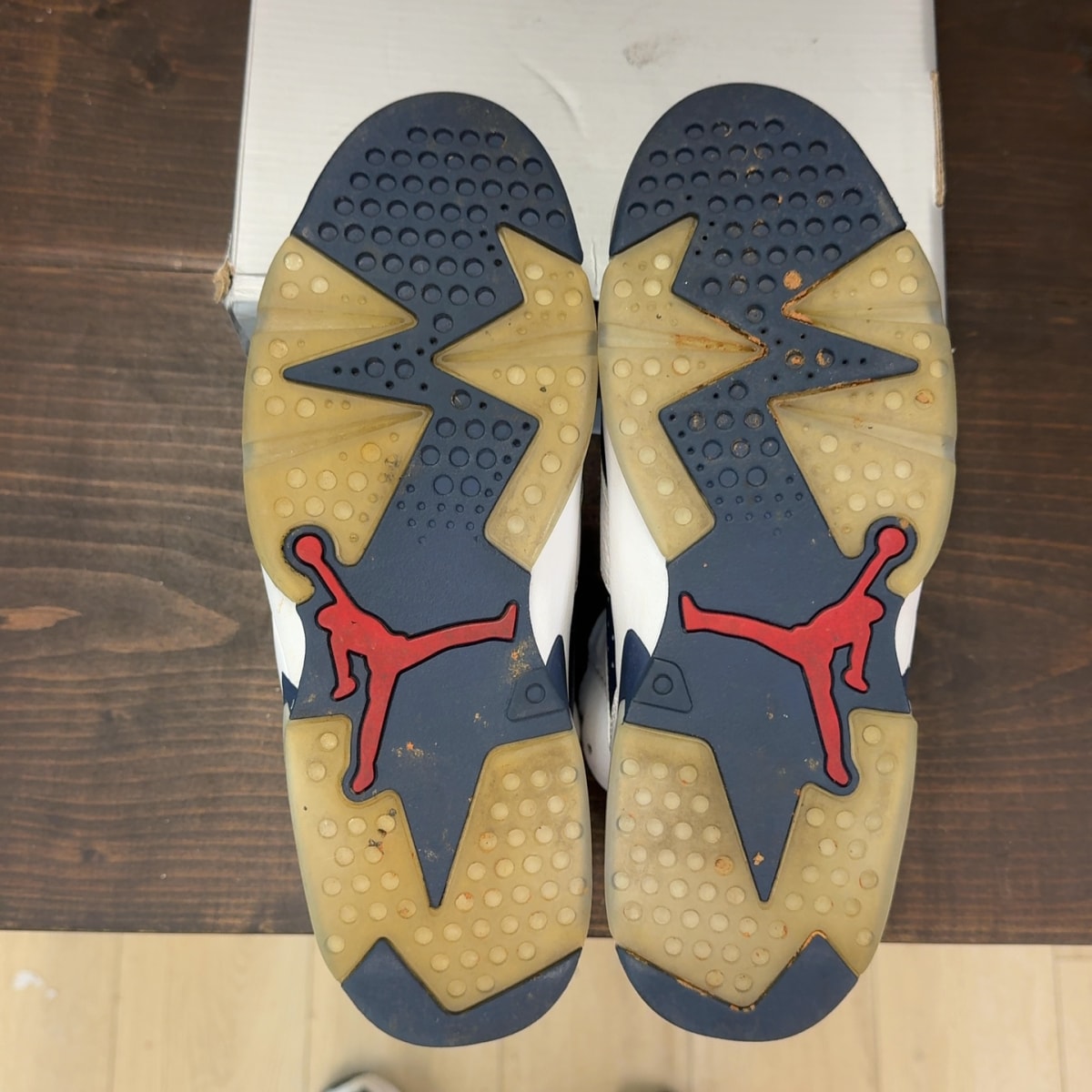 Jordan 6 Retro Olympic (2024) Size 10 (Pre-Owned) - aux