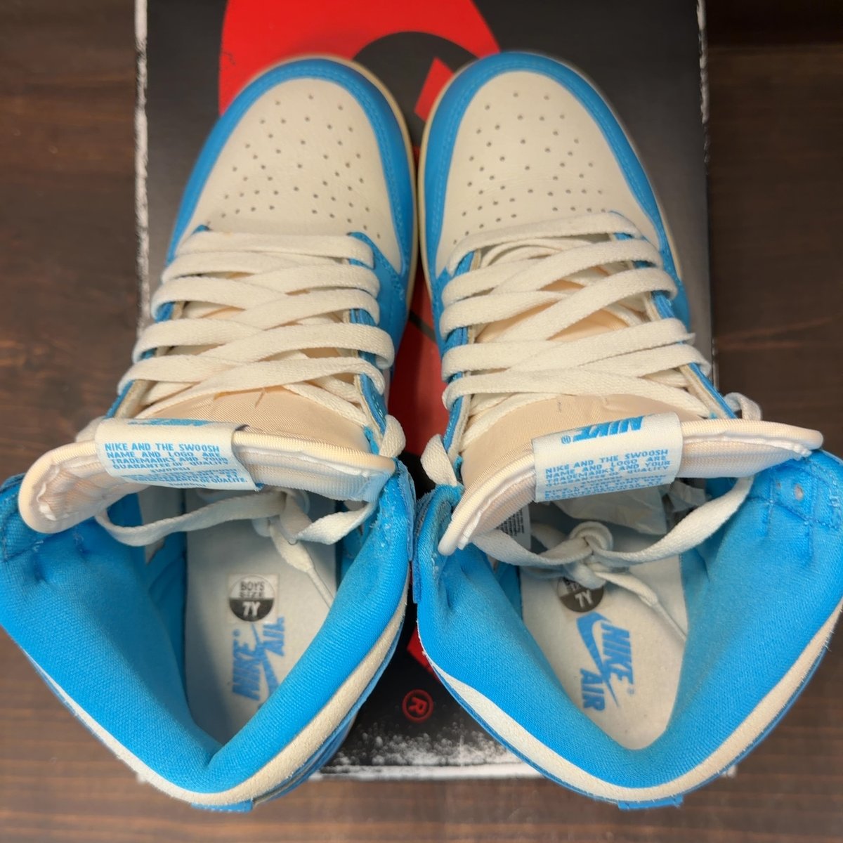 Jordan 1 Retro High OG UNC Reimagined (GS) Size 7Y (Pre-Owned) - aux