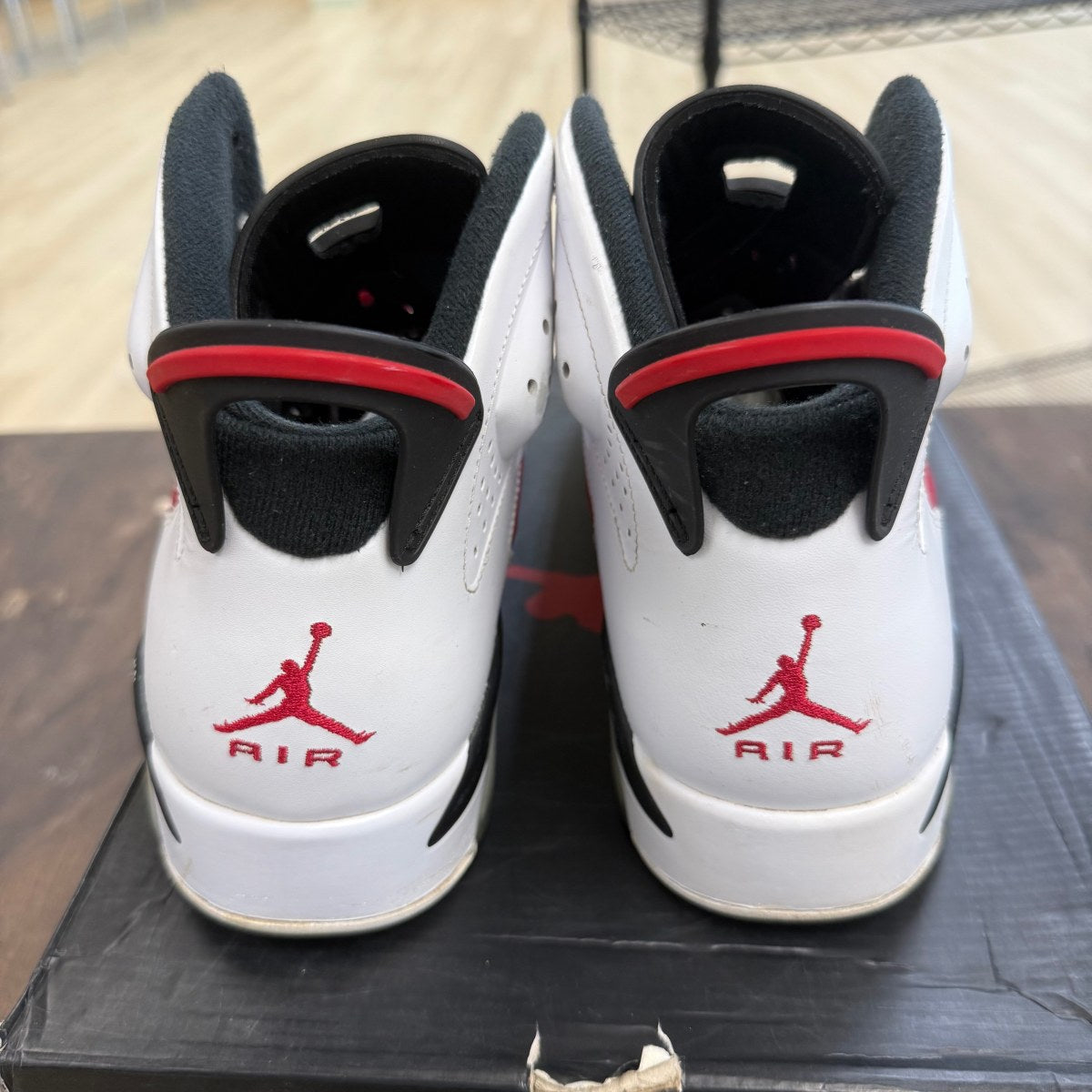 Jordan 6 Retro Carmine (2014) - Image 2