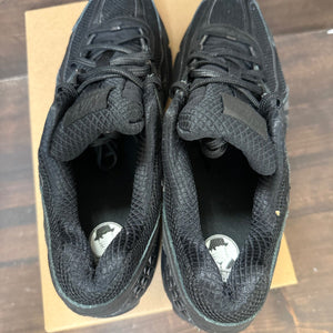 Nike Zoom Vomero 5 Triple Black Size 12 (Pre-Owned) - Image 4