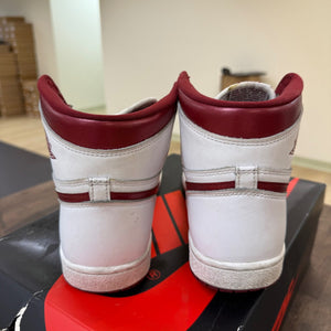 Jordan 1 Retro High '85 OG Metallic Burgundy Size 11 (Pre-Owned) - Image 3