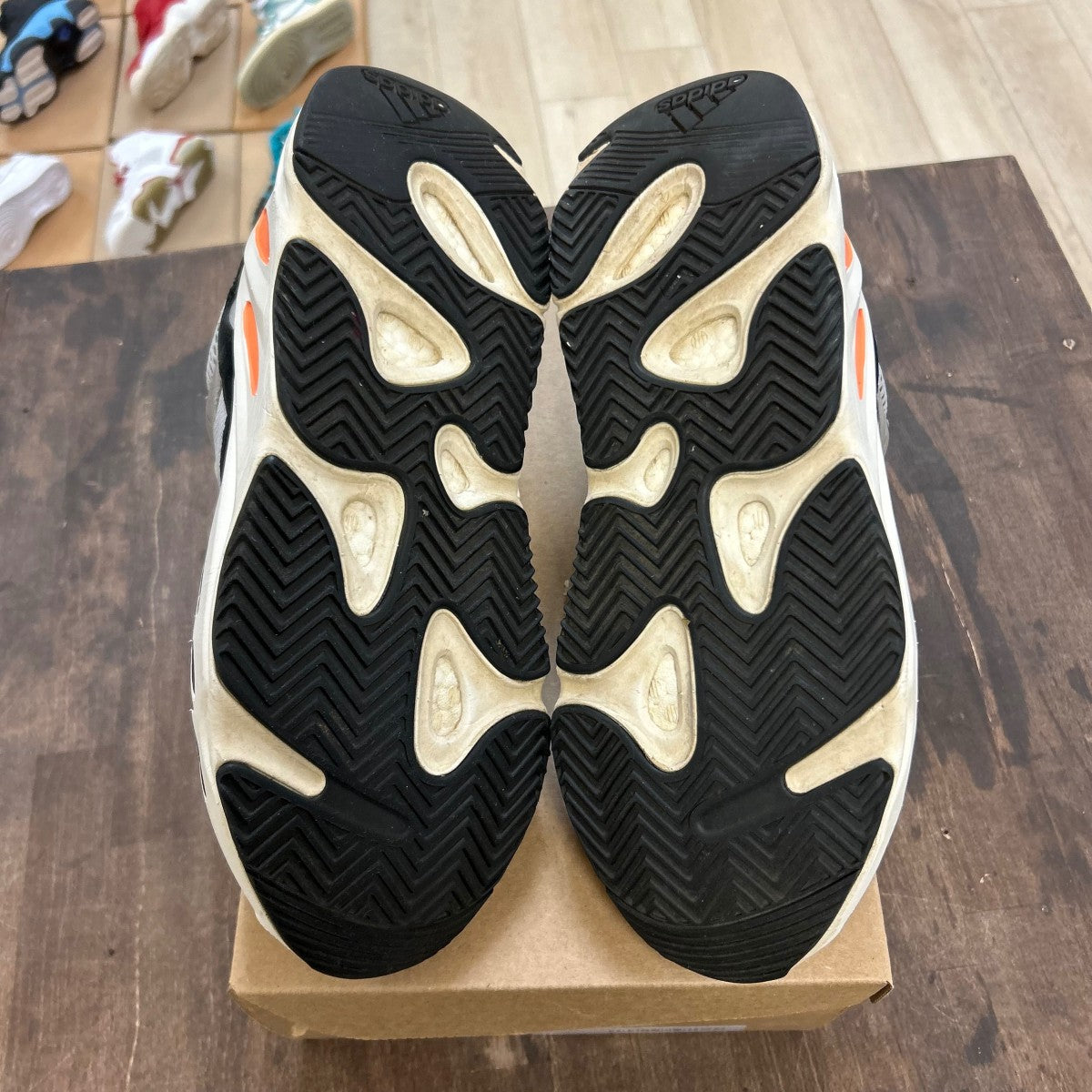 adidas Yeezy Boost 700 Wave Runner Size 11.5 (Pre-Owned) - Image 5