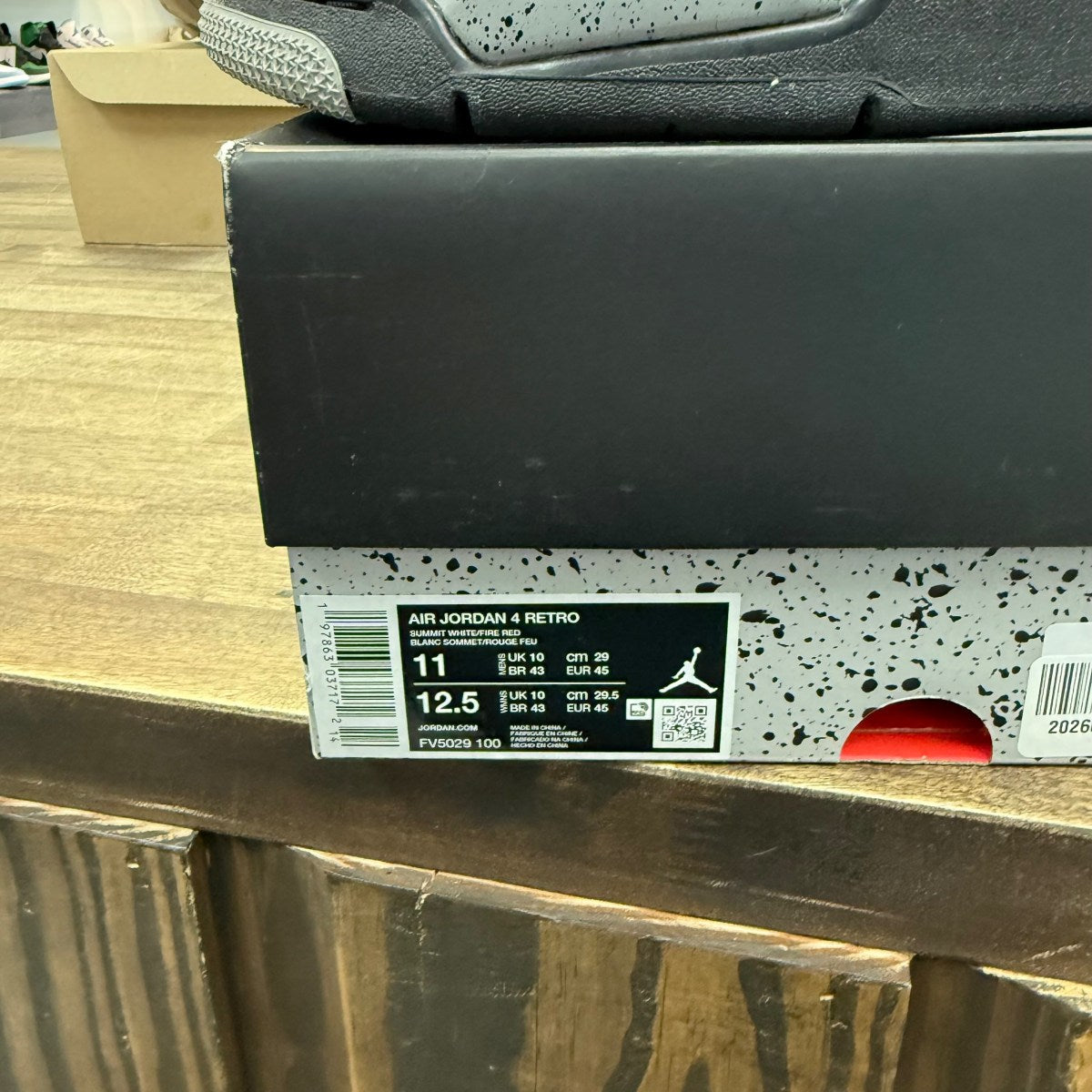 Jordan 4 Retro White Cement (2025) Size 11 (Pre-Owned)