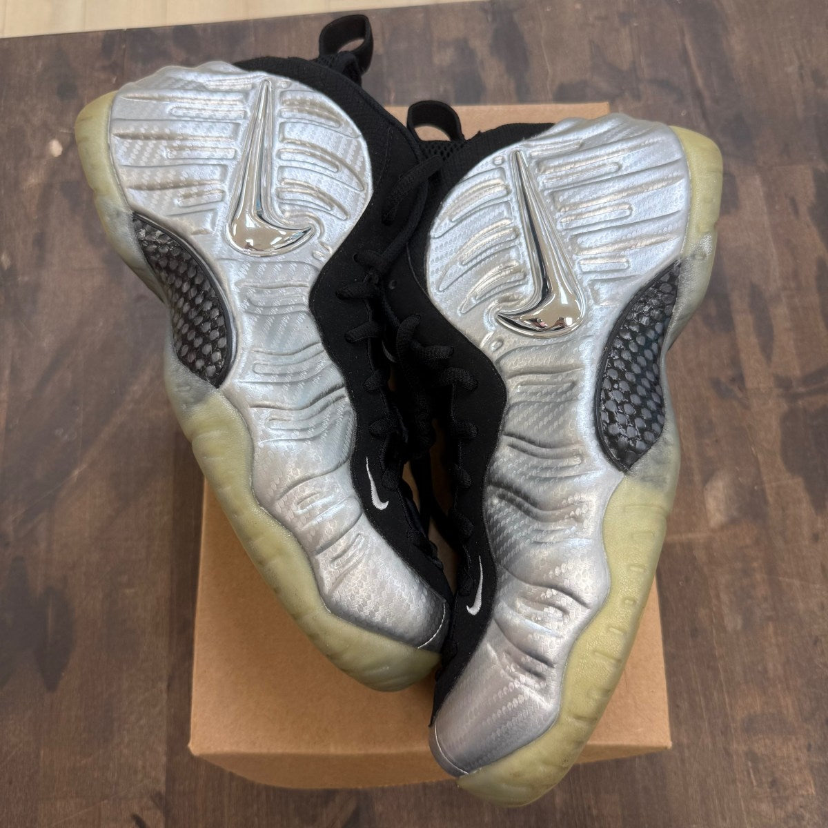 Nike Air Foamposite Pro Silver Surfer Size 12 (Pre-Owned) - Image 1