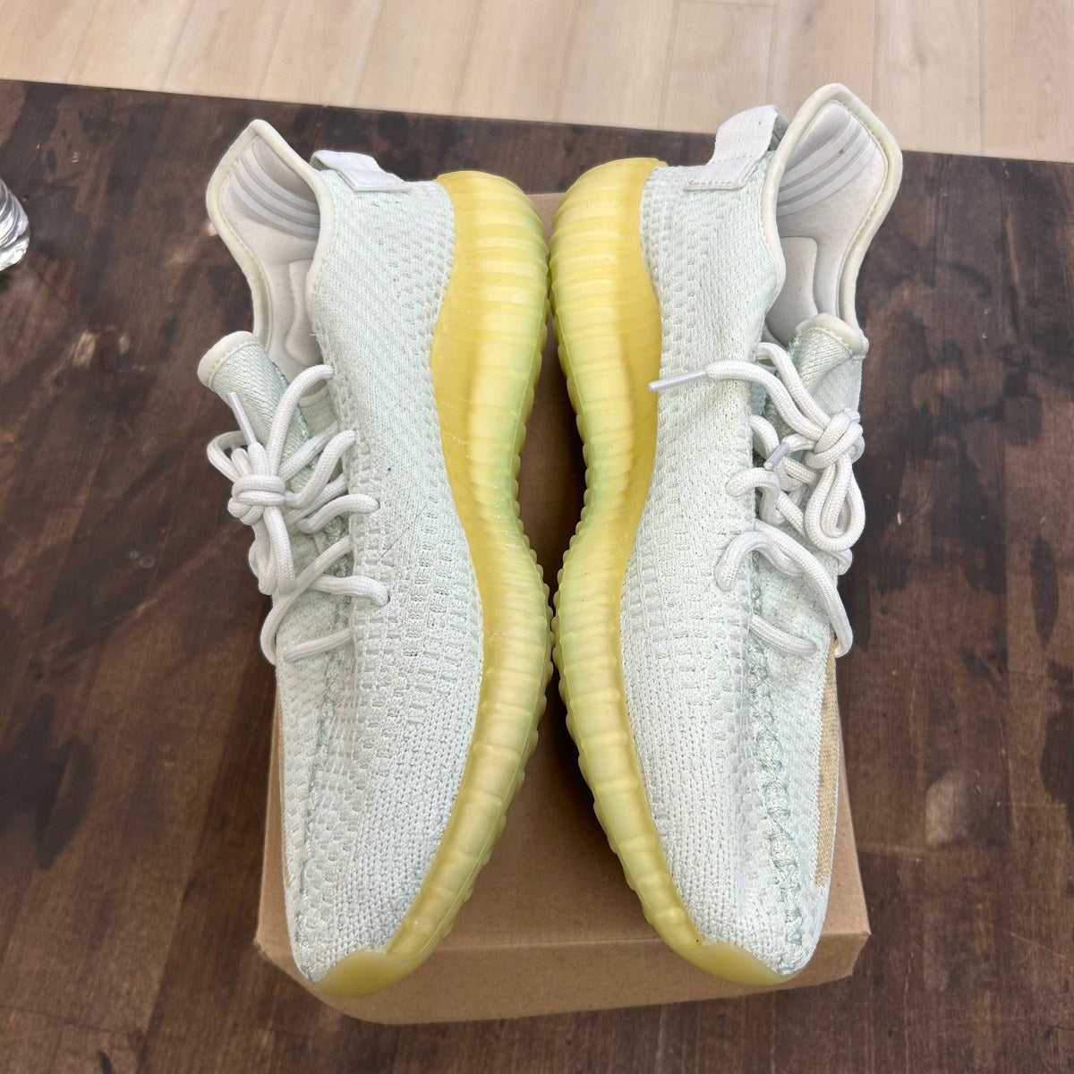 adidas Yeezy Boost 350 V2 Hyperspace Size 12.5 (Pre-Owned) - Image 3